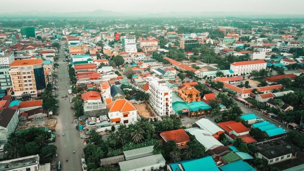 Boutique Kampot Hotel Exterior photo